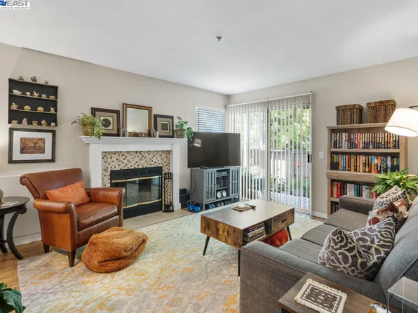 681 Royston Ln APT 132, Hayward, CA 94544