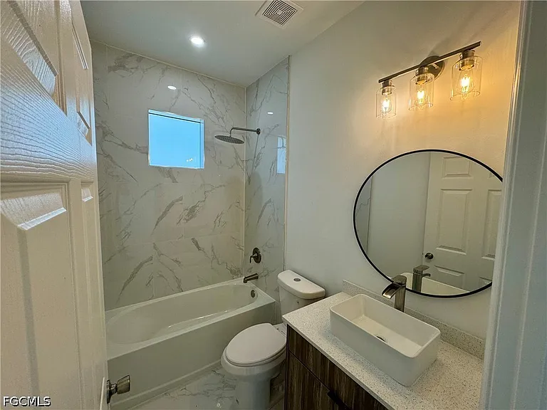 1208 NW 25th Pl — Photo 20