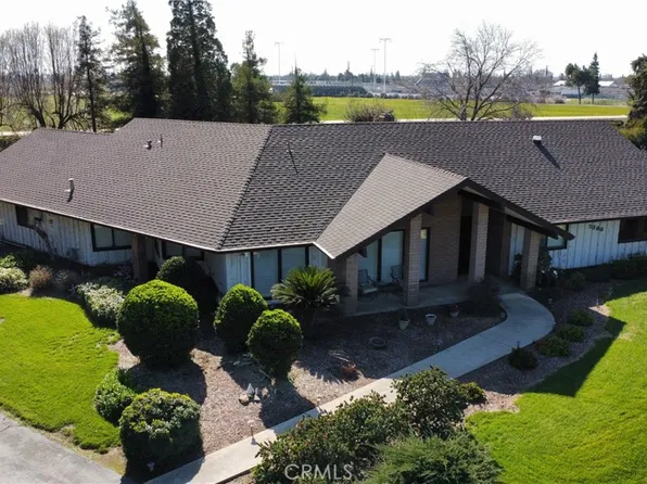 5388 Rainbow Ln, Atwater, CA 95301
