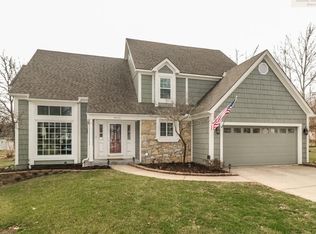 8925 W 116th St, Overland Park, KS 66210