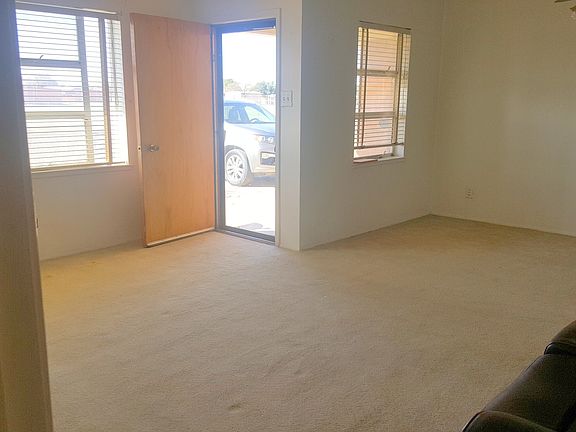 2nd image of 4604 Clover Ave