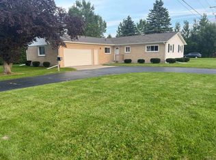 9983 Kessler Dr, Saginaw, MI 48609