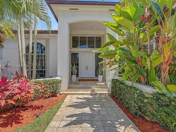 6721 SW 140th St, Palmetto Bay, FL 33158