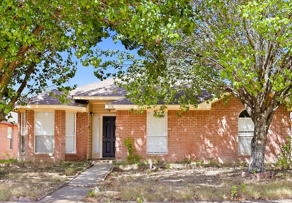 775 Catalina Dr