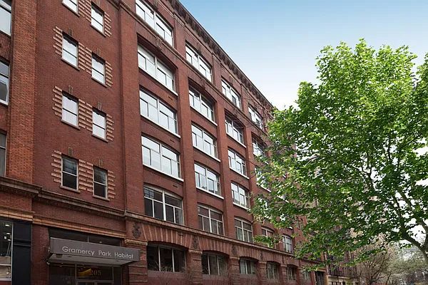 Rented by Corcoran | media 11