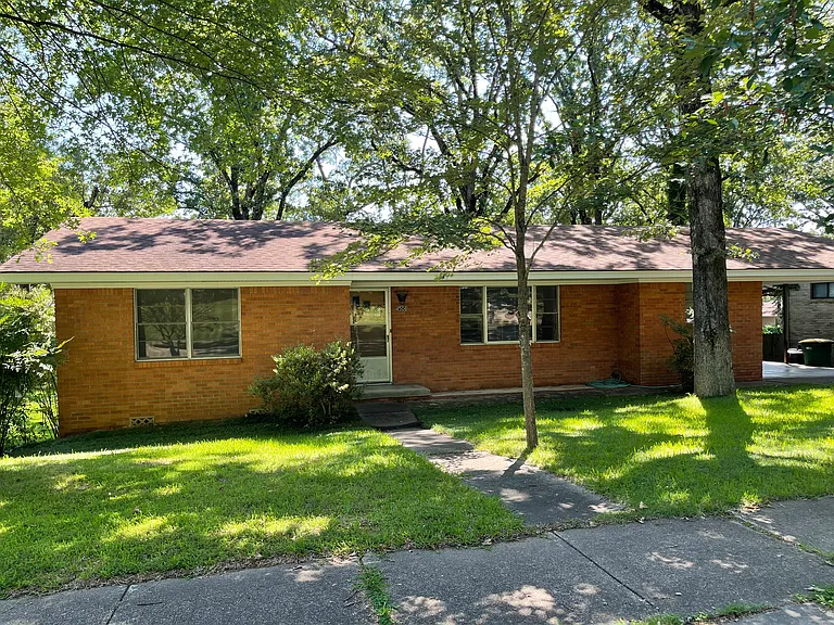 4506 Rosemont Dr — Photo 1