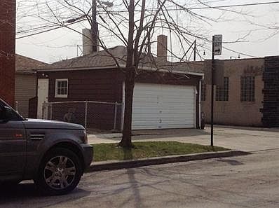 2nd image of 5537 W Wellington Ave
