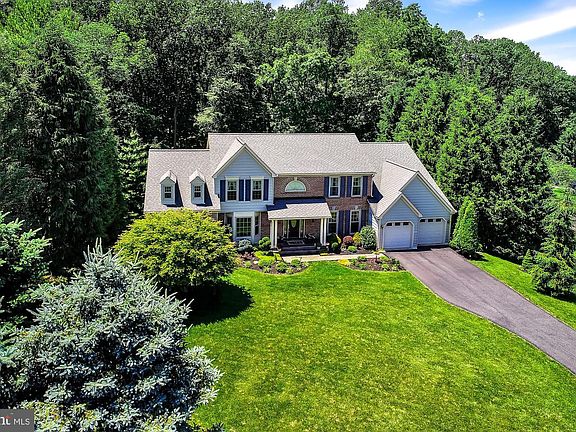 5th image of 208 Rhineforte Dr