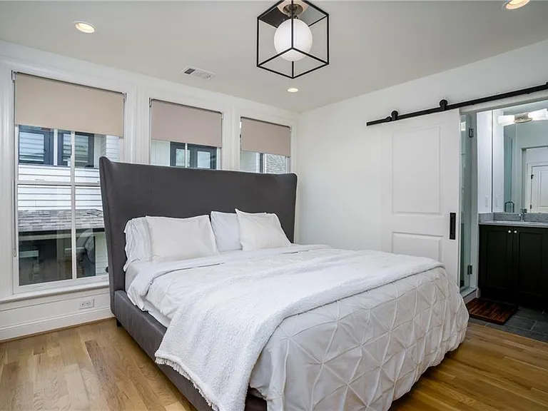 683 Arcos Way SE #1 — Photo 2