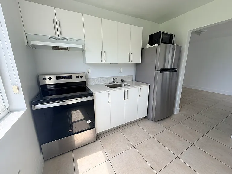 741 NW 60th St #3 — Photo 9