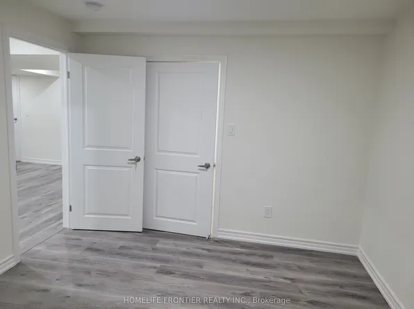 73 Bannister Rd E, Barrie, ON L9J 0L6