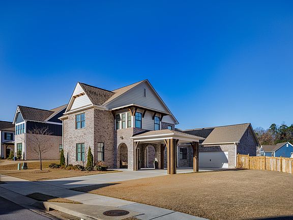 2nd image of 905 Griffin Park Cir