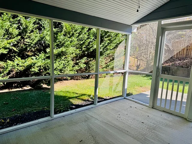 50 Grove End Rd — Photo 32