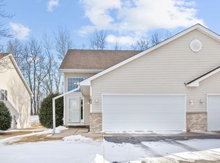 182 Pheasant Ridge Dr, Montrose, MN 55363