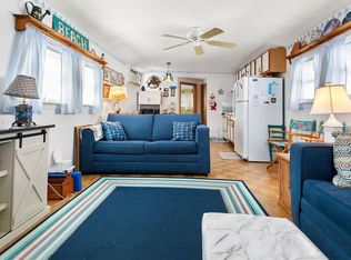 84 Acorn Rd, Hampton, NH 03842
