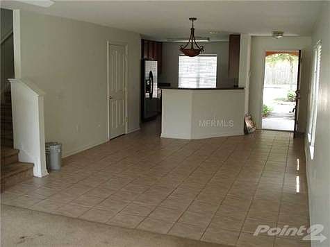 2nd image of 6911 Hawthorne Trace Ln