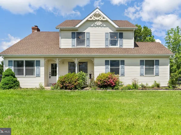 50 Maplewood Ct, Harpers Ferry, WV 25425