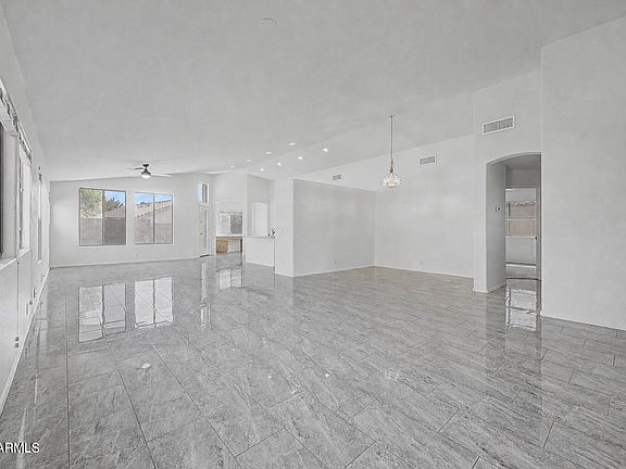 5th image of 9253 E MONTE Avenue