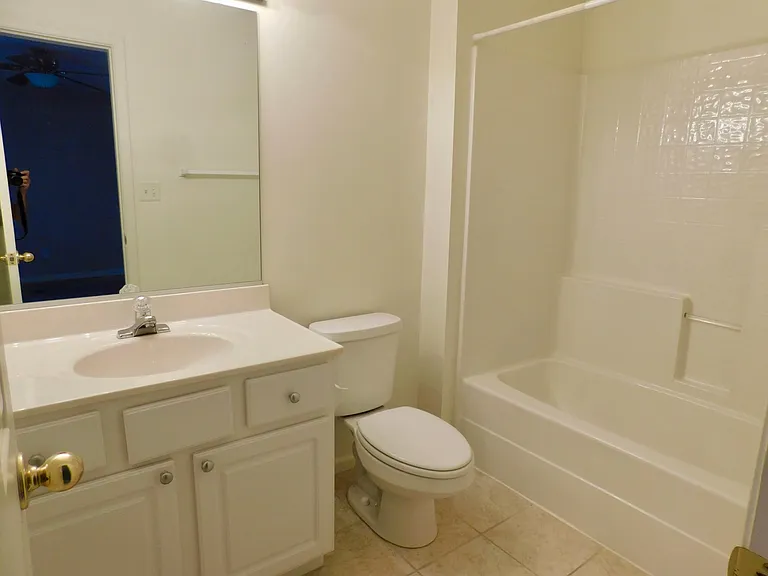 4728 Beach Bay Ct — Photo 12
