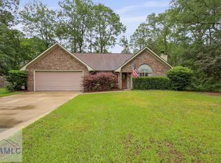 83 Pinewood Ln, Allenhurst, GA 31301
