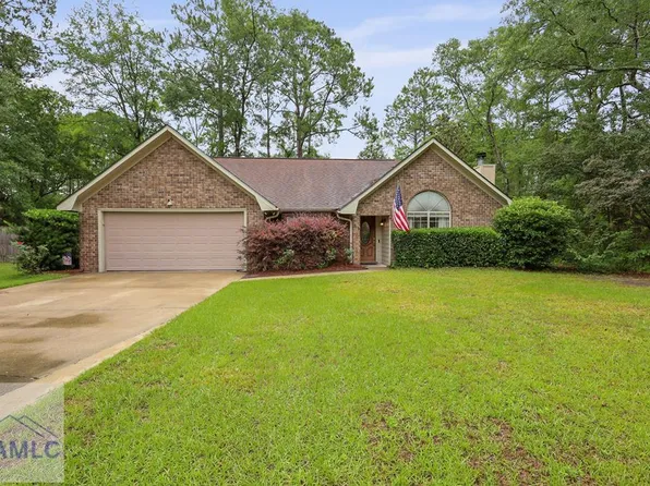 83 Pinewood Ln, Allenhurst, GA 31301