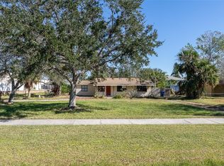 10721 Snug Harbor Rd NE, Saint Petersburg, FL 33702