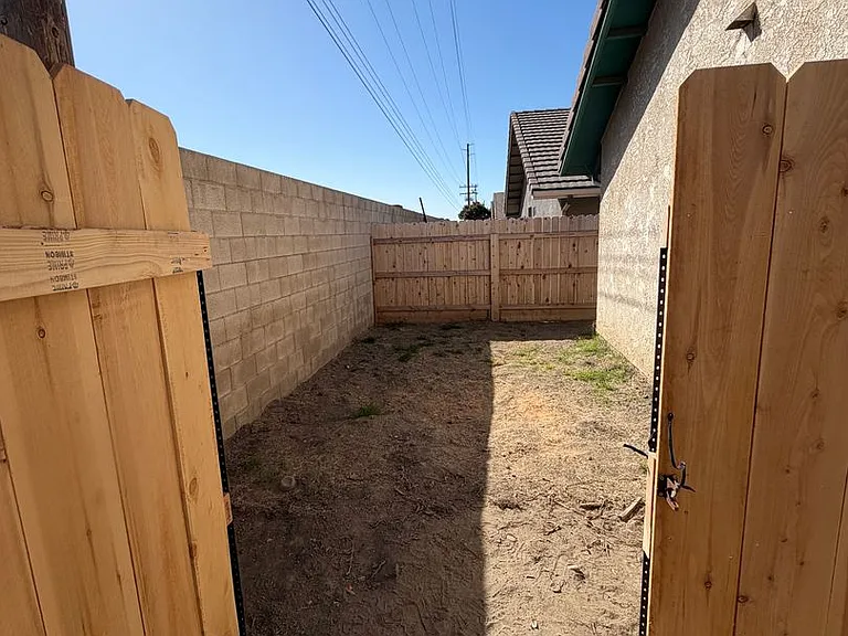 2710 & 2750 S Bright St — Photo 8