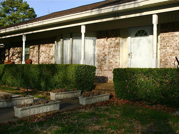 4th image of 1316 Wade Dr