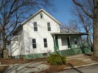 616 Wilder St, Elgin, IL 60123