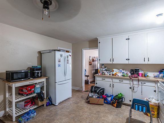 5th image of 202 & 204 Hendrix St