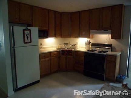 3rd image of 9 Churchill Dr