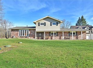 445 Albright McKay Rd SE, Brookfield, OH 44403