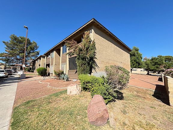 2nd image of 4590 Carriage Park Dr Unit 16A