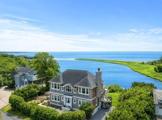 10 Phillips Ln, Southampton, NY 11968