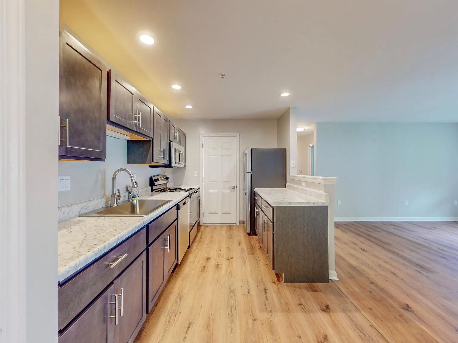 Forrest Pointe — Photo 2