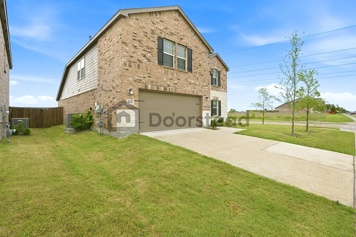Building Photo - 5530 Agalinis Ave