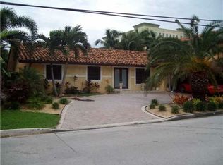 3420 NE 164th St, North Miami Beach, FL 33160