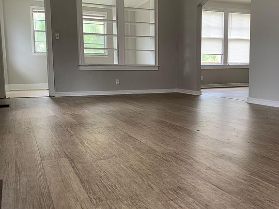 2nd image of 1213 Willow Branch Ave