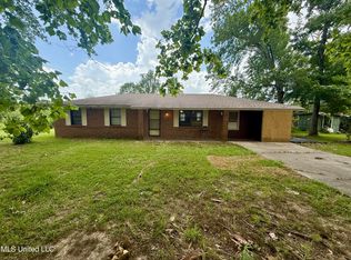 948 Horseshoe Rd, Mount Olive, MS 39119