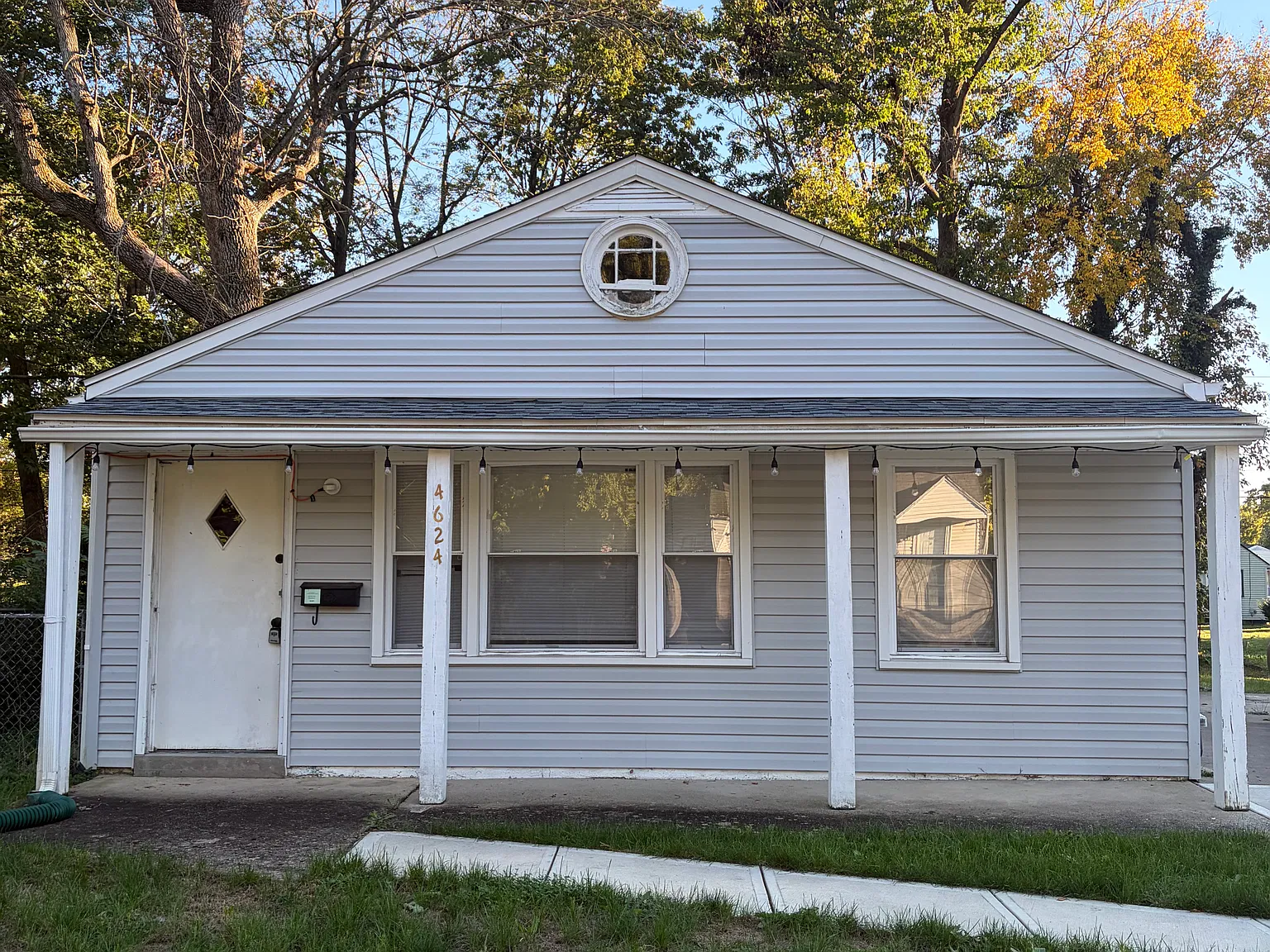 2 bed, 720 sqft, $950 — Photo 1