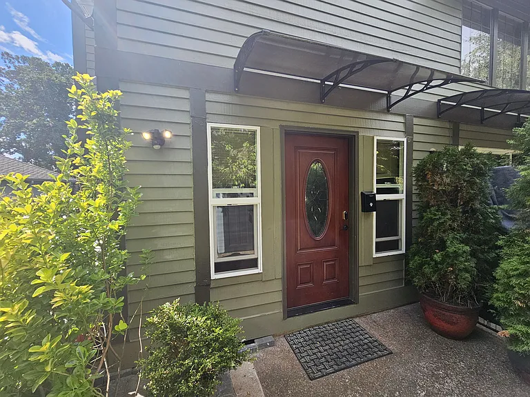10702 SE Forest View Ln — Photo 3