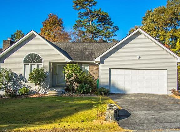 2nd image of 140 Serenity Cir