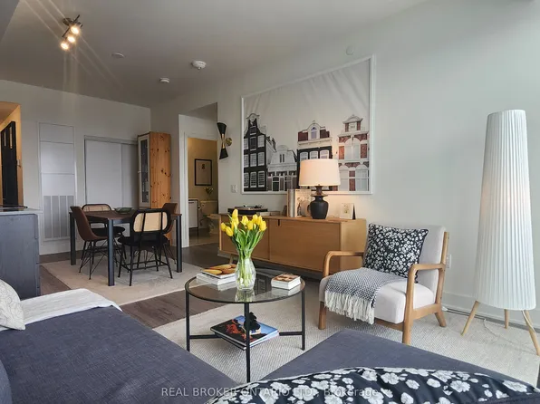 185 Deerfield Rd, Newmarket, ON