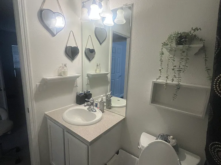 2244 Kings Palace Dr — Photo 11