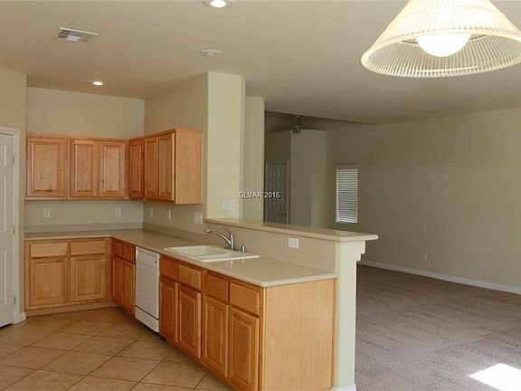 5th image of 9354 Gracious Lady St #0