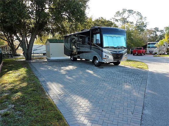 5th image of 2504 Magnolia St #173