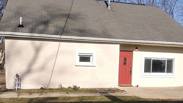 1st image of 20635 W Park Ave