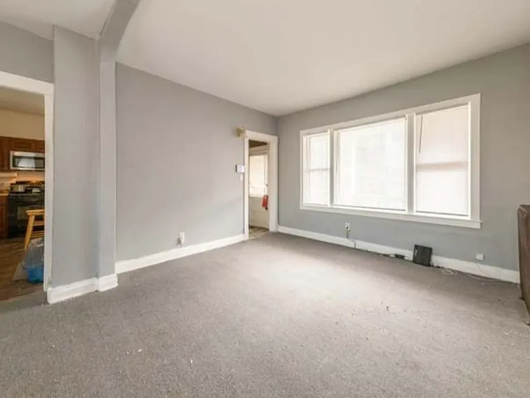 7748 S Saginaw Ave #R — Photo 3