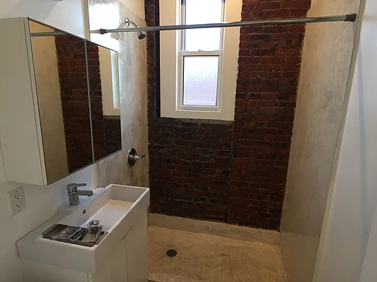 Rented by Zone Corp | media 42