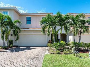15346 Summit Place Cir, Naples, FL 34119
